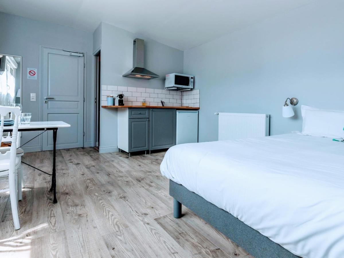 Villa Clement Appart'Hotel Санс Екстериор снимка
