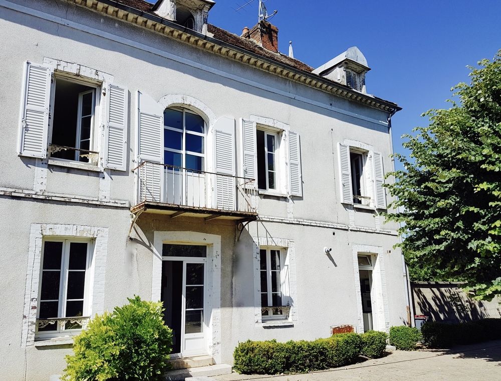 Villa Clement Appart'Hotel Санс Екстериор снимка